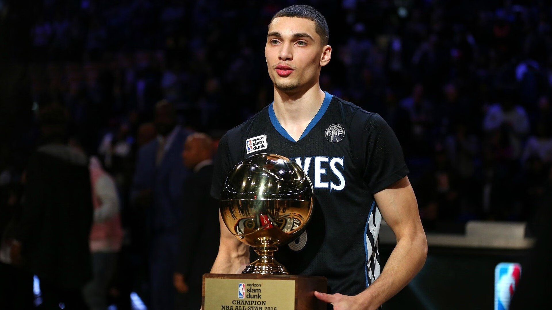 跨界传奇，当NBA勇士带走北京队，小贾伦如何在英超赛场接管争冠之战？