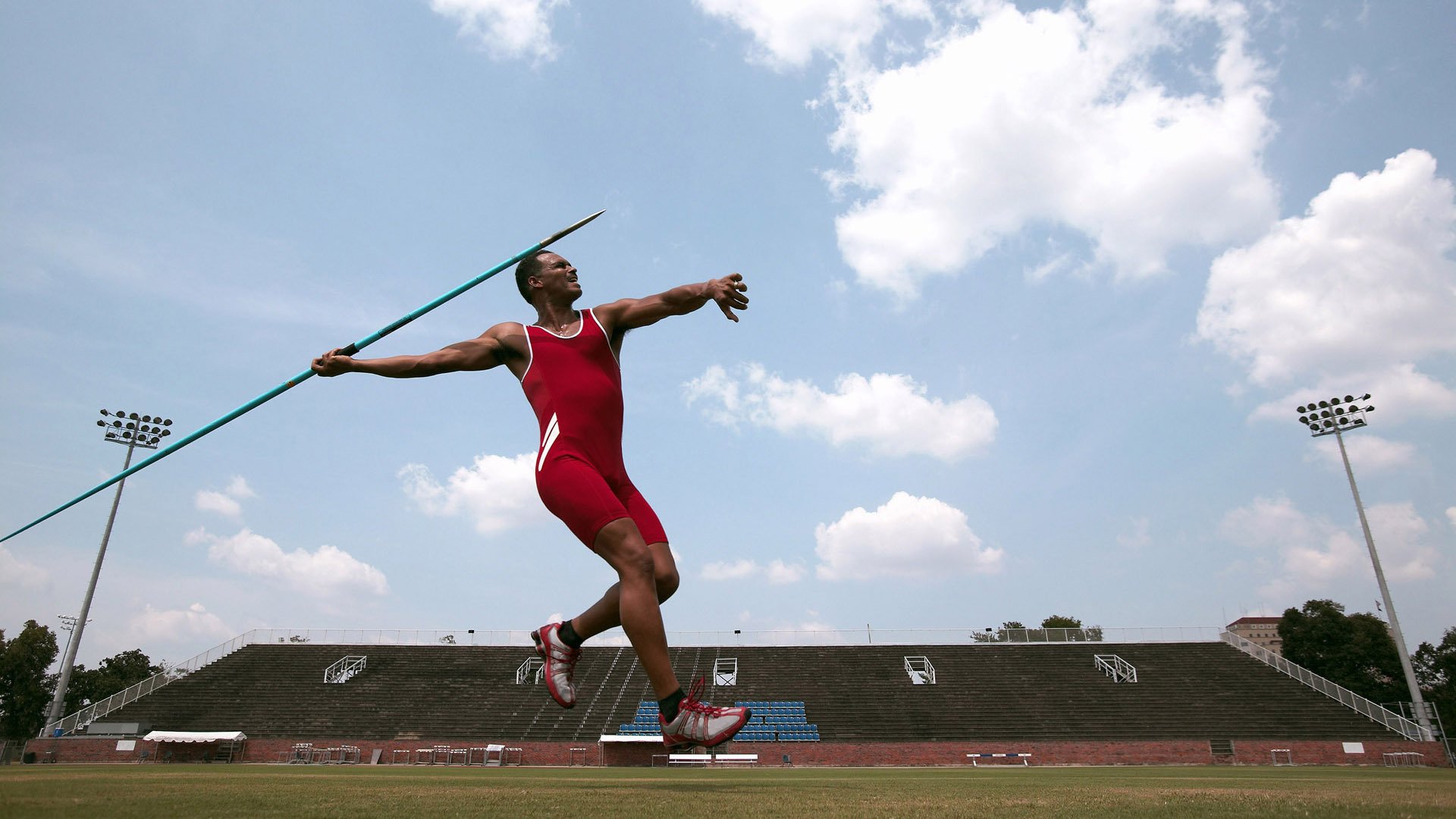 阿劳霍终场绝杀引爆马赛之夜，压哨一击终结毕尔巴鄂铁血防线