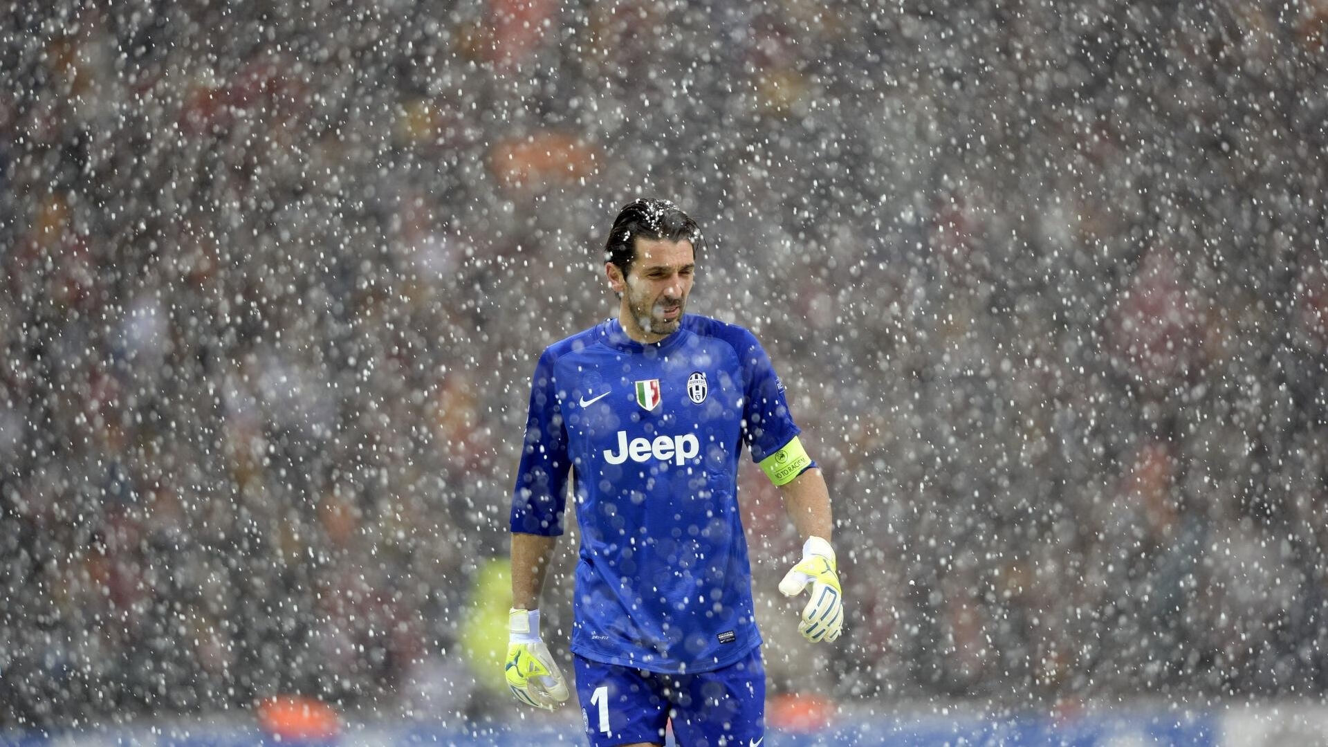 火力全开！深圳队压制老鹰，约基奇用统治级表现回应质疑