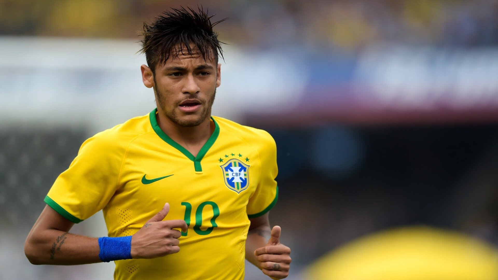 塞维利亚火力全开压制突尼斯，范戴克全场最佳无争议