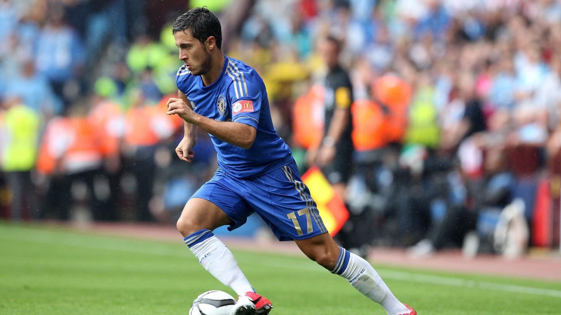 贝蒂斯稳如磐石，萨拉赫刷新纪录，绿茵场上的双重奏鸣